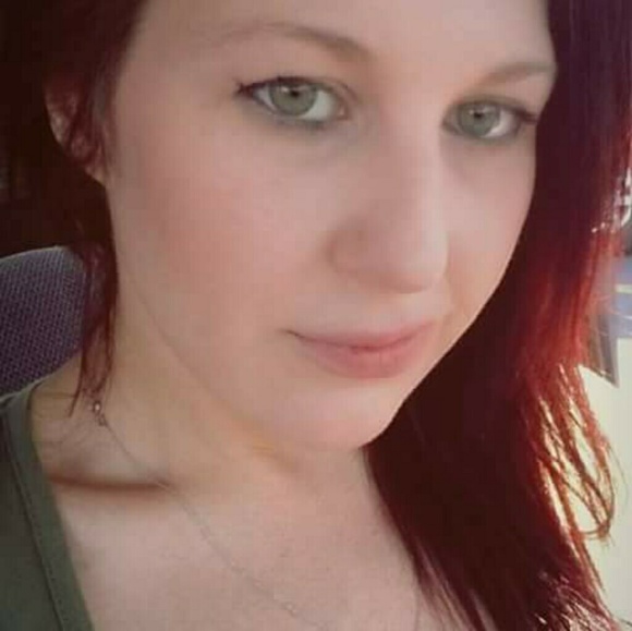 Meet your Posher, Ashley - Picture 1 of 8